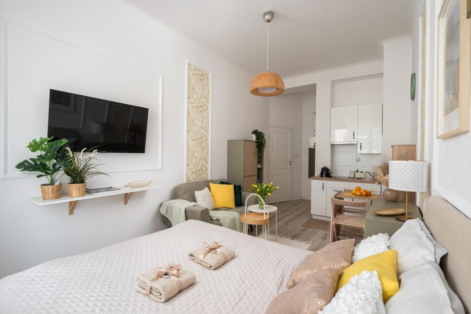 Appartement Oasis Charming Loft In A Historic Tenement House 900 M From Station Warschau
