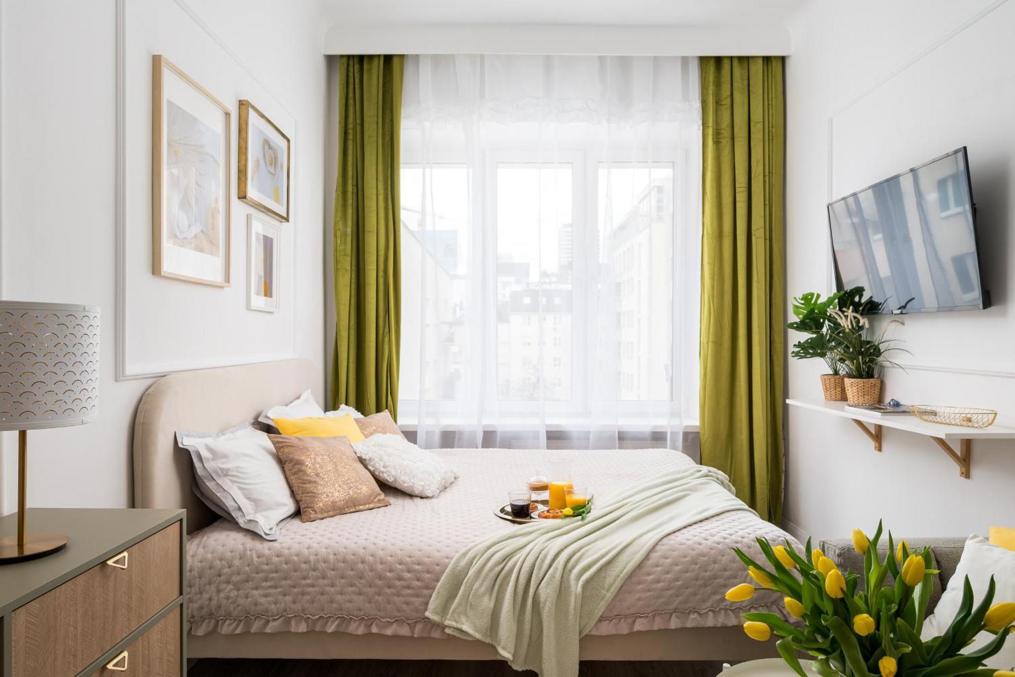 Oasis Charming Loft In A Historic Tenement House 900 M From Station Appartement Warschau