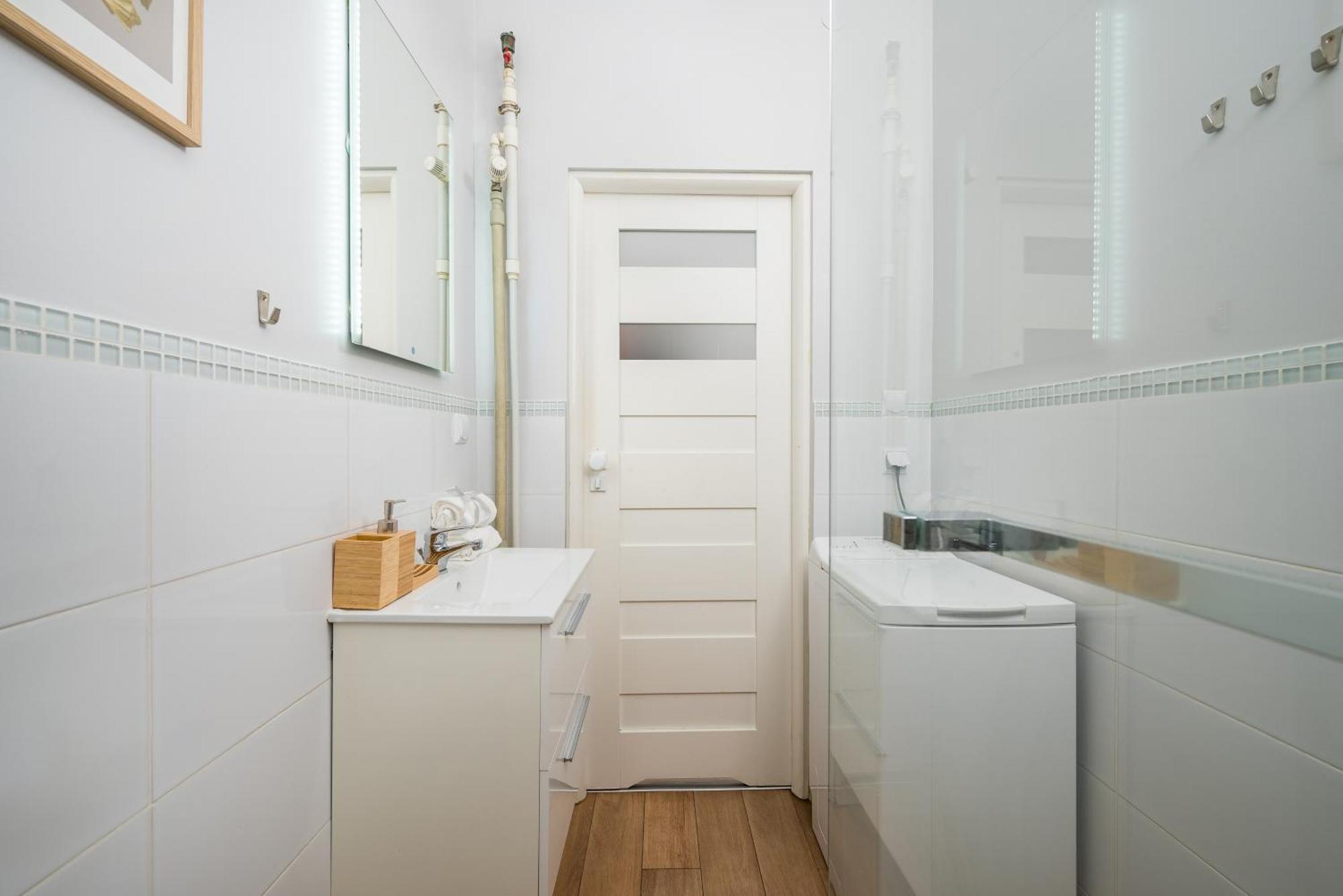 Appartement Oasis Charming Loft In A Historic Tenement House 900 M From Station Warschau